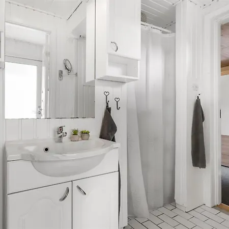 Nicklas - 250m From The Sea By Interhome Nedre Lysabild