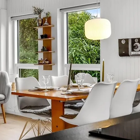 Nicklas - 250m From The Sea By Interhome *